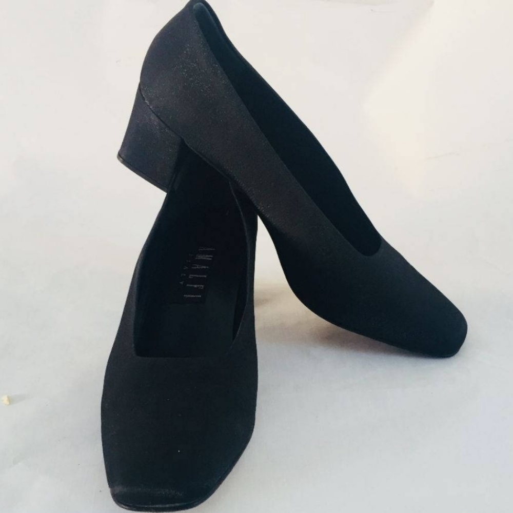 Amalfi Pumps